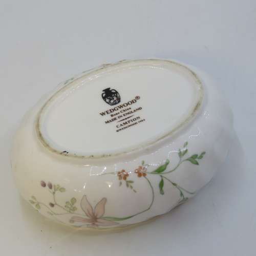 Vintage Wedgwood trinket holder with lid