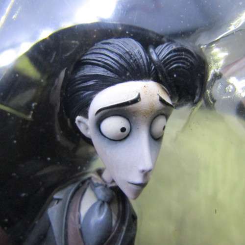 McFarlane Toys Tim Burton`s Corpse Bride and Victor figurines - Commemorative 2-pack for DVD release