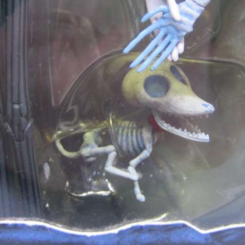 McFarlane Toys Tim Burton`s Corpse Bride and Victor figurines - Commemorative 2-pack for DVD release