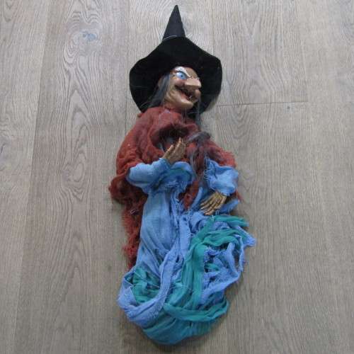 Halloween hanging witch figurine with sound and lights - 139cm