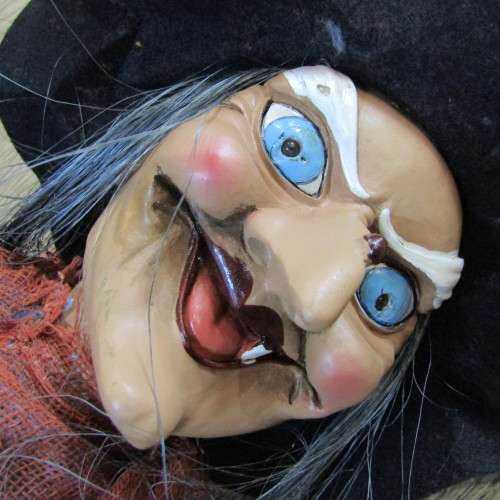 Halloween hanging witch figurine with sound and lights - 139cm