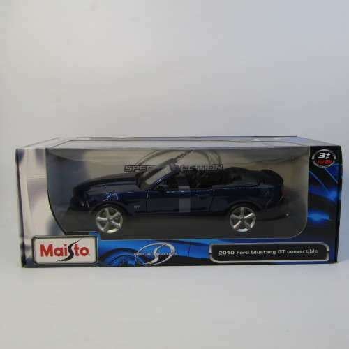 Maisto 2010 Ford Mustang GT convertible model car in box - scale 1/18