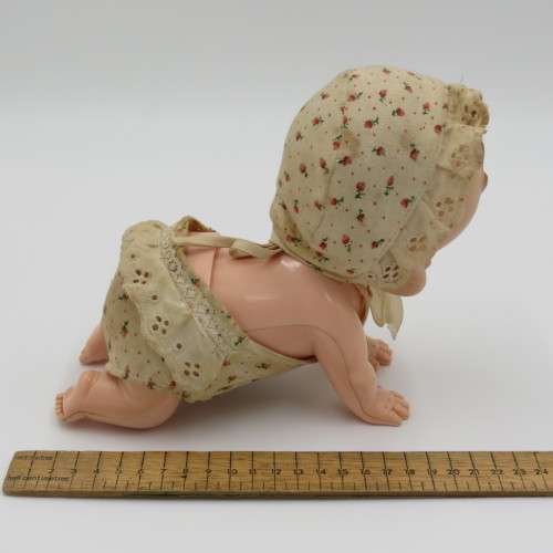 Vintage crawling baby - Battery operated - Not working