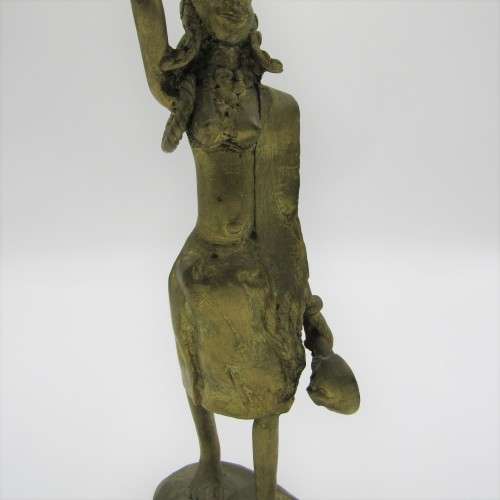 Ashanti bronze statue of lady with pot on head - lost wax method used