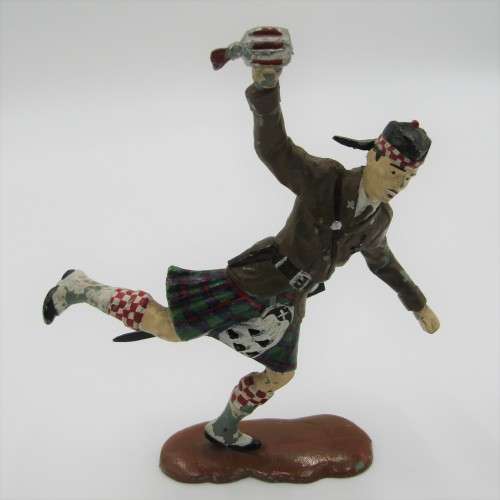 1964 Scottish soldiers - hand grenade thrower - made by Louis Marx and Co. Ltd.