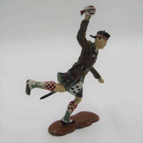 1964 Scottish soldiers - hand grenade thrower - made by Louis Marx and Co. Ltd.