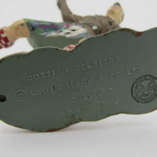 1964 Scottish soldiers - hand grenade thrower - made by Louis Marx and Co. Ltd.