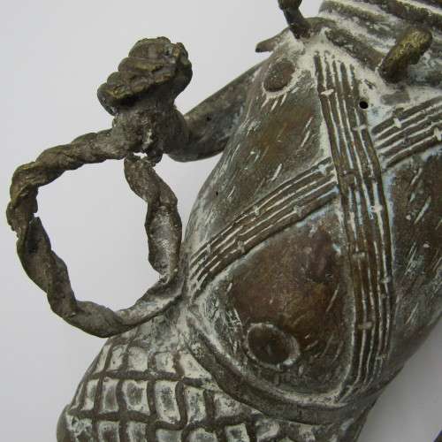 Bronze statue of Benin warrior - height 32cm