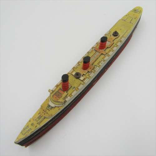 R.M.S Queen Mary - unique take to pieces model ship in box - made by Chad Valley Works