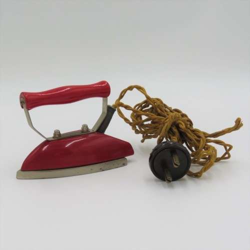 Vintage Creda Midget electrical iron