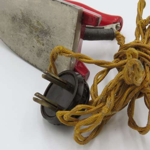 Vintage Creda Midget electrical iron