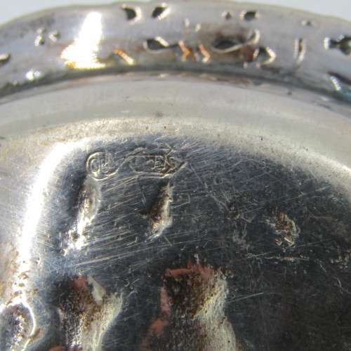 Silver ashtray with Musketeer theme in centre