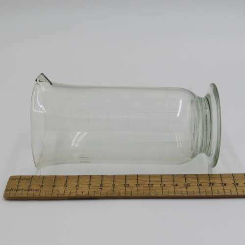 Antique glass measuring cup - 10 Fluid ounce - Used in labs