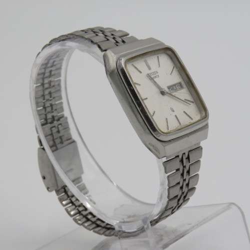 Vintage citizen quartz day/date mens watch - Working