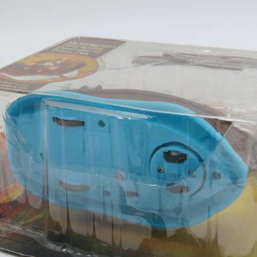 Disney Zizzle Motorized Skiff rowing Pintel and the Prison dog - Pirates of the Caribbean
