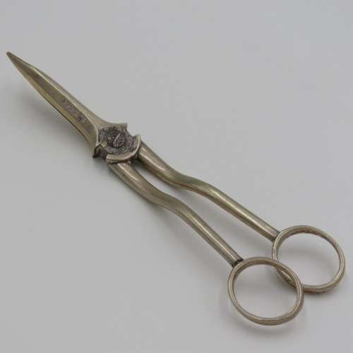 Vintage silverplated grape scissors