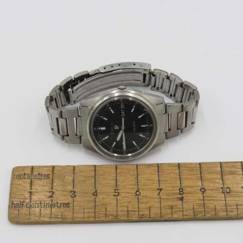 Pulsar Quartz day/date mens watch - Working