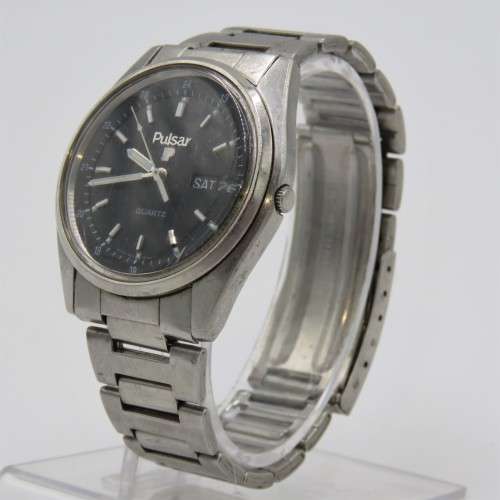 Pulsar Quartz day/date mens watch - Working