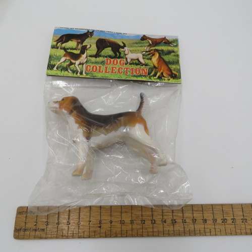 Vintage set of 6 collectible plastic dogs