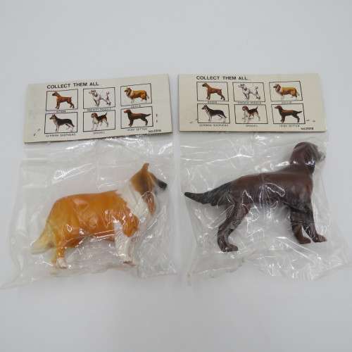 Vintage set of 6 Collectible plastic dogs