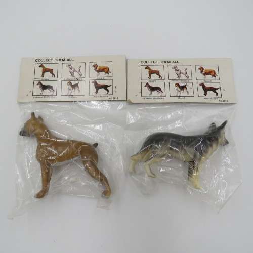 Vintage set of 6 Collectible plastic dogs