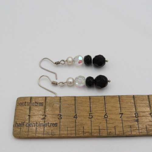 Black bead necklace with pearls and crystals - Possibly Jet - With earrings - Necklace length 48 cm