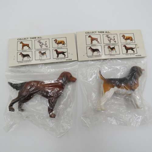 Vintage set of 6 collectible plastic dogs