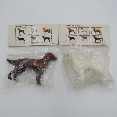 Vintage set of 6 collectible plastic dogs