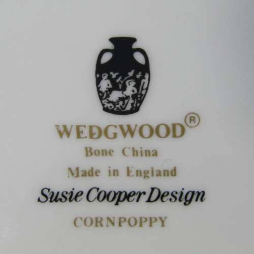 Wedgwood Susie Cooper design Cornpoppy trinket dish