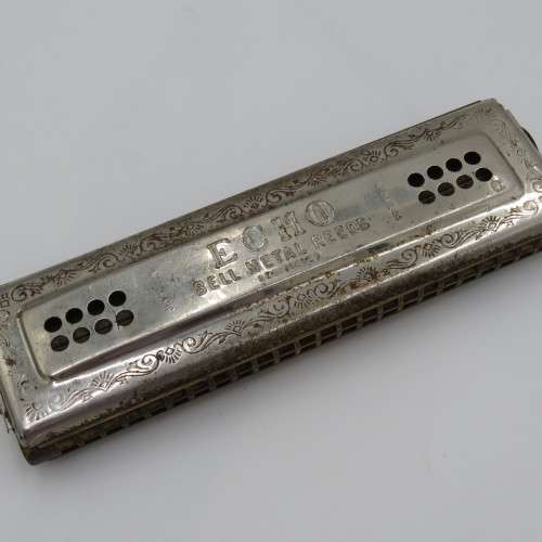Vintage Hohner Echo Bell Metal Reeds harmonica