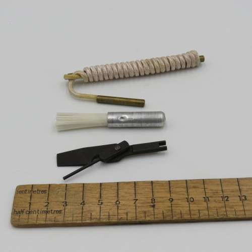 SA Army R4 Rifle cleaning kit - Complete with all tools