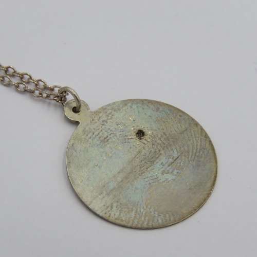 Sterling silver necklace and pendant with very small diamond - Weighs 2,1 grams - Length 46 cm
