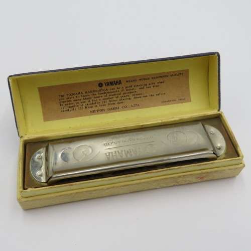 Vintage Yamaha Harmonica Gondola C-Note in box - 10 Holes No.102