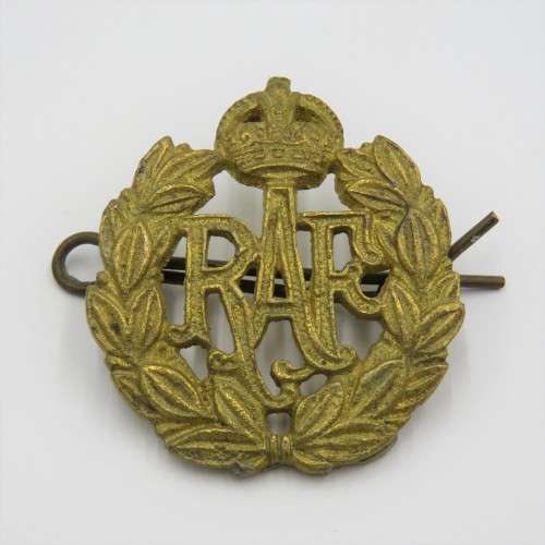 WW2 Royal Air Force cap badge