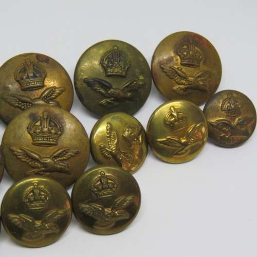 Lot of 12 WW2 Royal Air Force uniform buttons - 6 large and 6 small