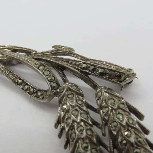 Vintage marcasite brooch with with wheat ears