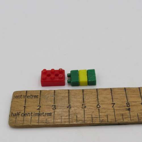 Large lot of vintage plastic building blocks - Smaller then LEGO