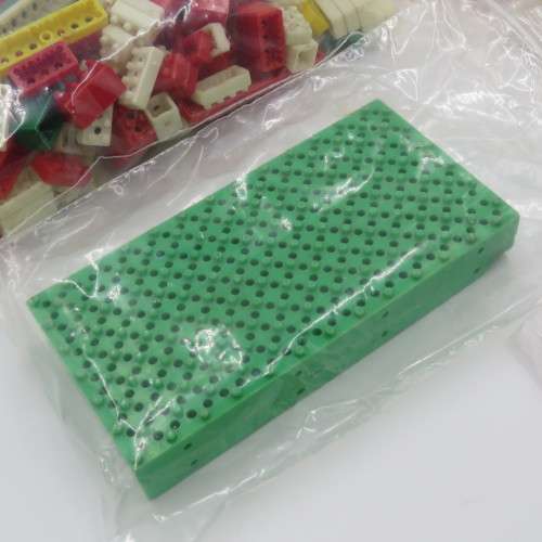Large lot of vintage plastic building blocks - Smaller then LEGO
