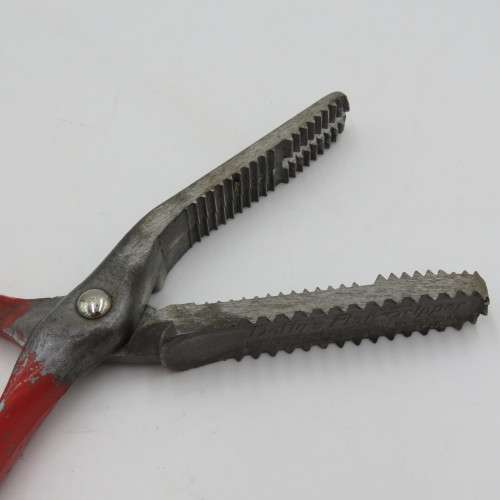 Vintage Detty`s Fish Gripper