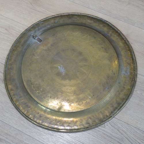 Large brass wall hanging plate - Size 64 x 64 cm