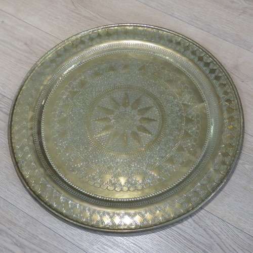 Large brass wall hanging plate - Size 64 x 64 cm