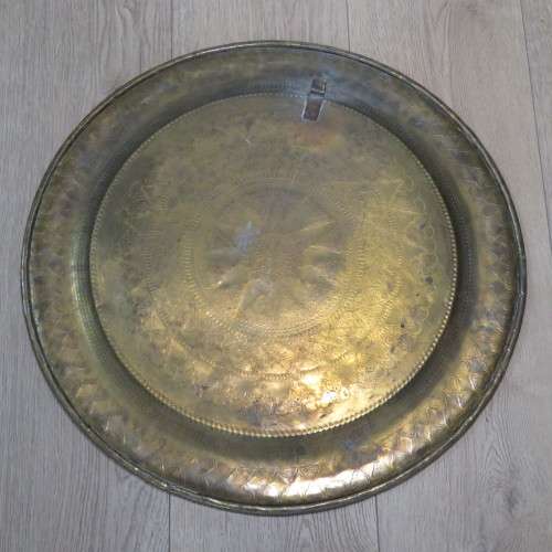 Large brass wall hanging plate - Size 64 x 64 cm