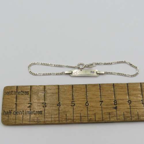 Sterling silver `Andrea` name bracelet - Weighs 2,3 g - Length 18 cm