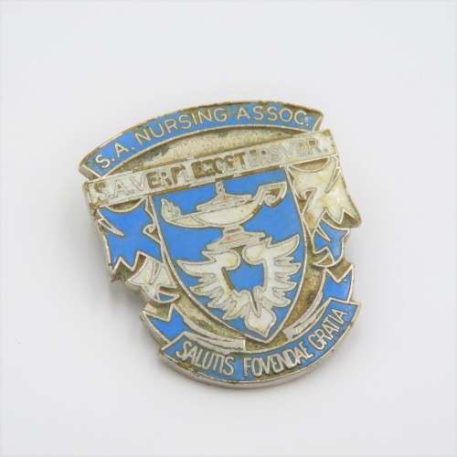 SA Nursing Association lapel badge