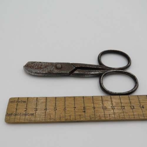 Antique pruning scissors
