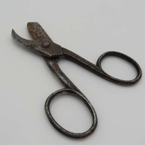 Antique pruning scissors