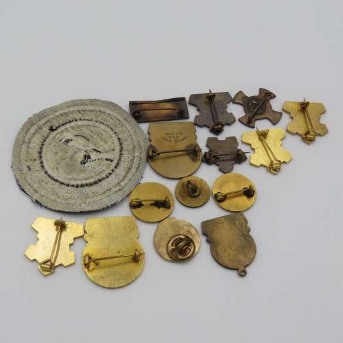 Lot of SA Life Saving Society badges