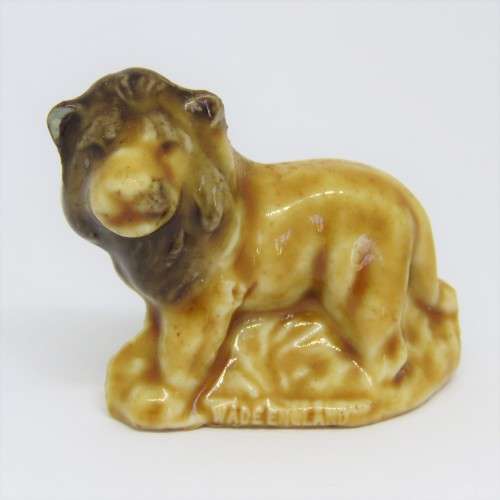 Vintage WADE Whimsies Lion figurine