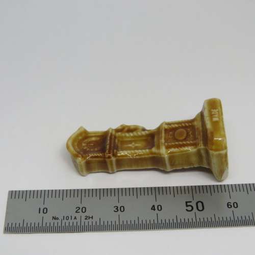 Vintage WADE Whimsies Hickory Dickory Dock clock figurine