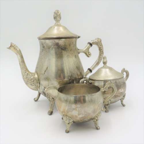Vintage silverplated tea set - Teapot, milk jug, sugar bowl